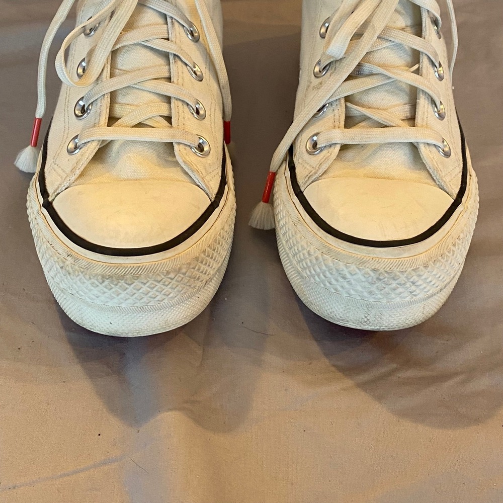 Converse Chuck Taylor All Star‎ High Top Embroidered Floral Sneakers Size 6 - Picture 3 of 10